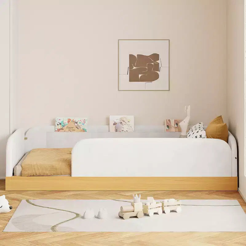 Letto a piattaforma singolo con cuscini, design incantevole e borse portaoggetti