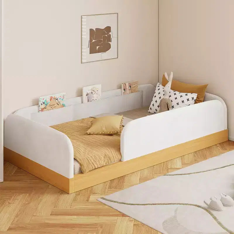 Letto a piattaforma singolo con cuscini, design incantevole e borse portaoggetti