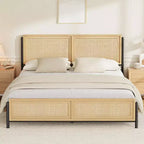 Struttura letto in legno naturale con testiera in rattan, letto matrimoniale king size Boho senza bisogno di rete a doghe