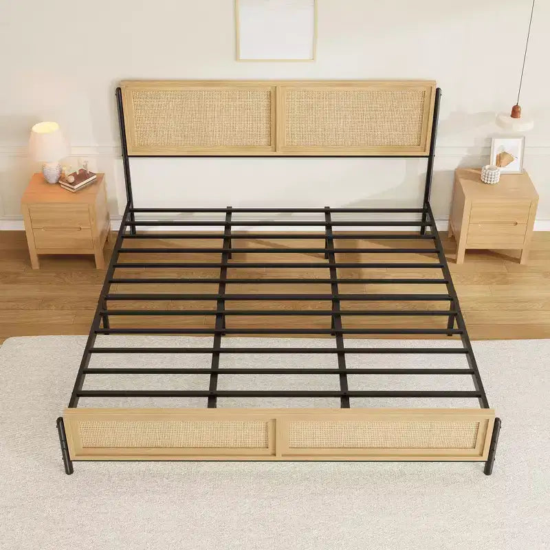 Struttura letto in legno naturale con testiera in rattan, letto matrimoniale king size Boho senza bisogno di rete a doghe