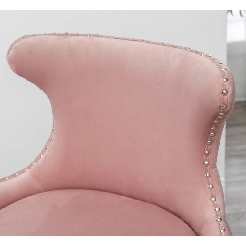 Rosa moderner, mit 23 Polyester gepolsterter Akzentsessel mit Beinen aus massivem Gummibaumholz und Nagelkopfverzierung