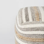Quadratischer Pouf aus mehrfarbig gestreiftem Hanf und Baumwolle