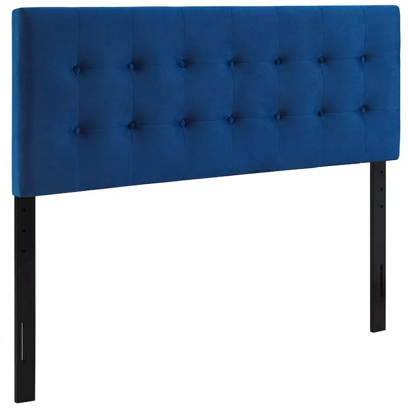Carson Carrington Labbgard Queen Tufted Velvet Headboard