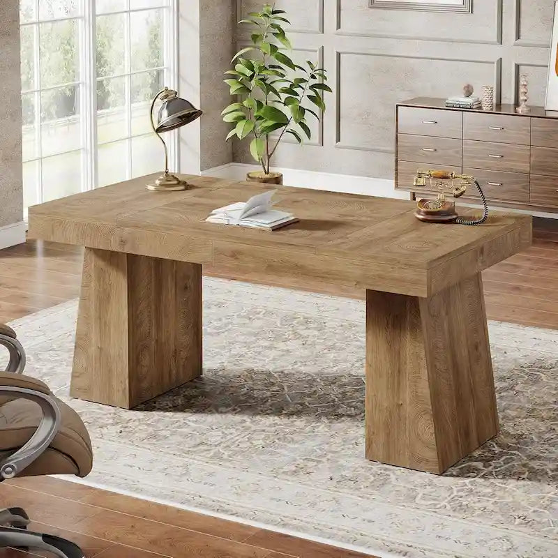 Brauner Schreibtisch aus Holz im Mid-Century-Stil für das Homeoffice